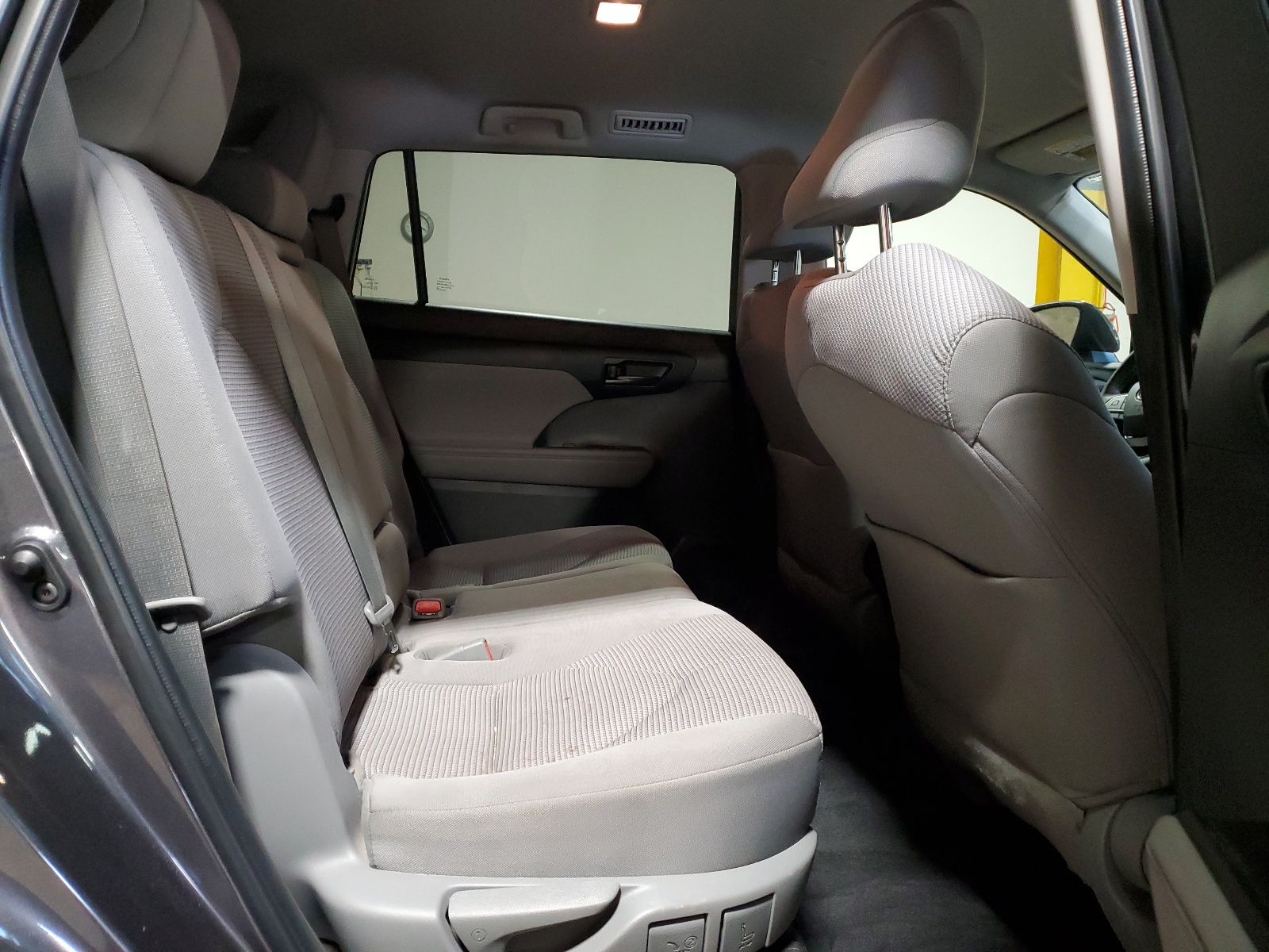 5TDBBRCH6NS085715 2022 Toyota Highlander Hybrid Le