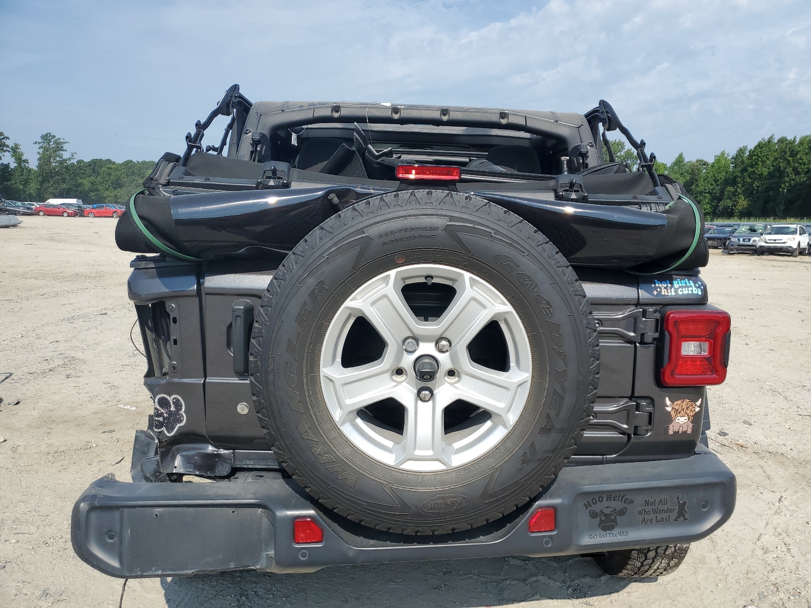 1C4HJXDG4KW557865 2019 Jeep Wrangler Unlimited Sport