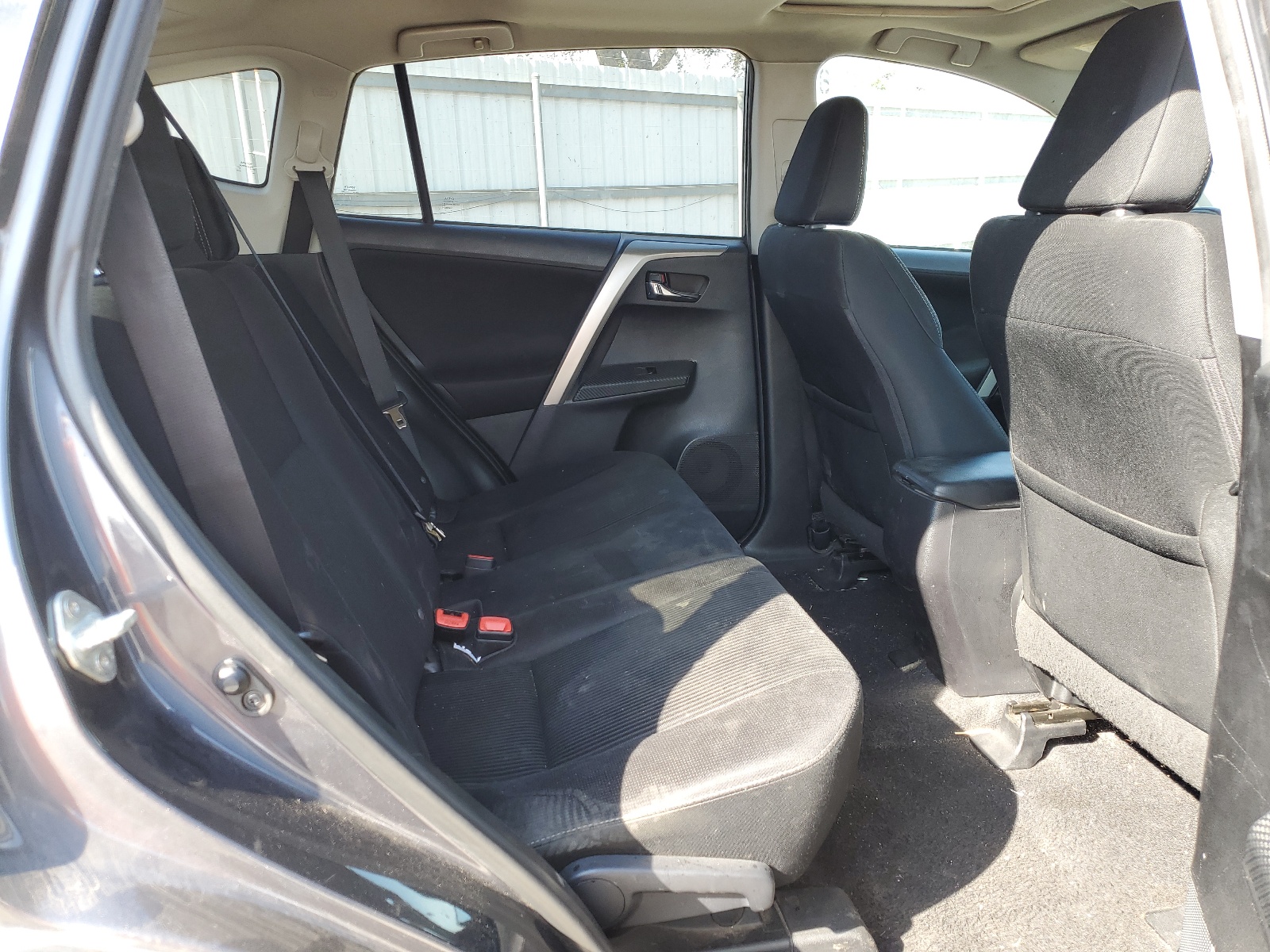 2T3WFREV1FW183768 2015 Toyota Rav4 Xle