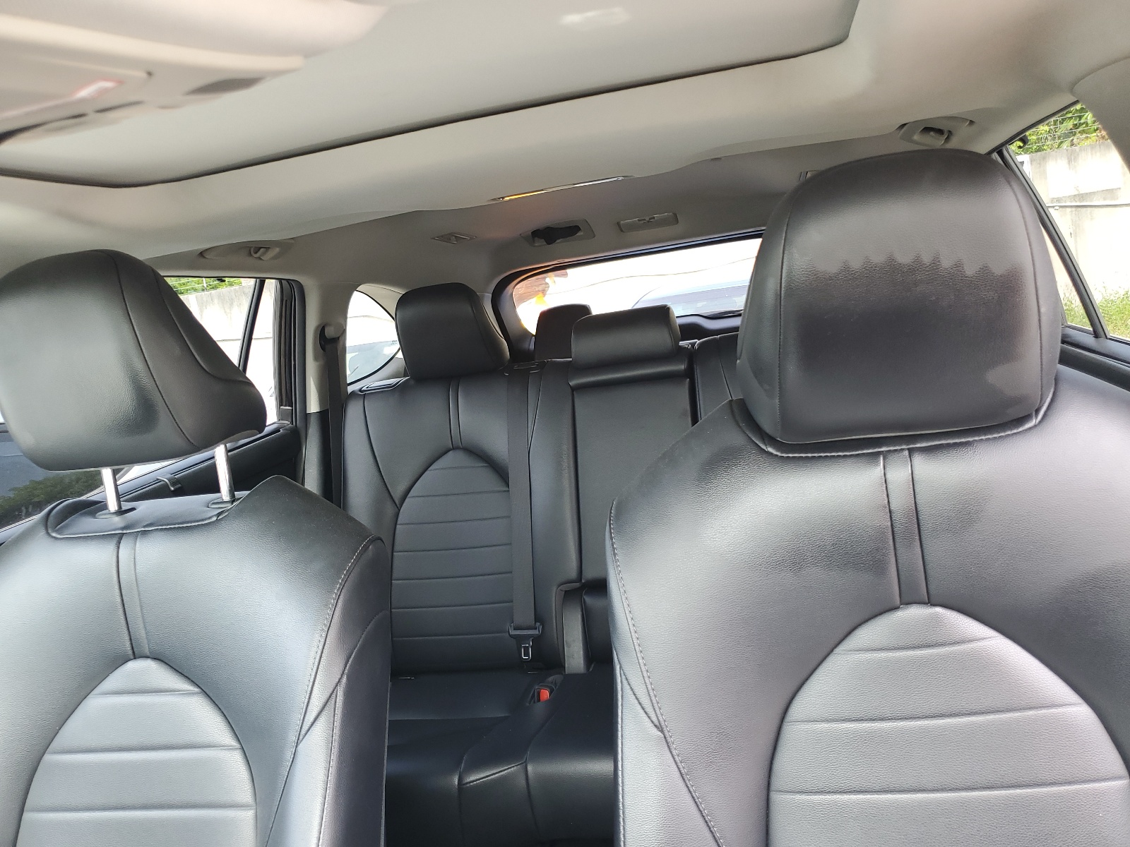 5TDGZRAH9MS087560 2021 Toyota Highlander Xle