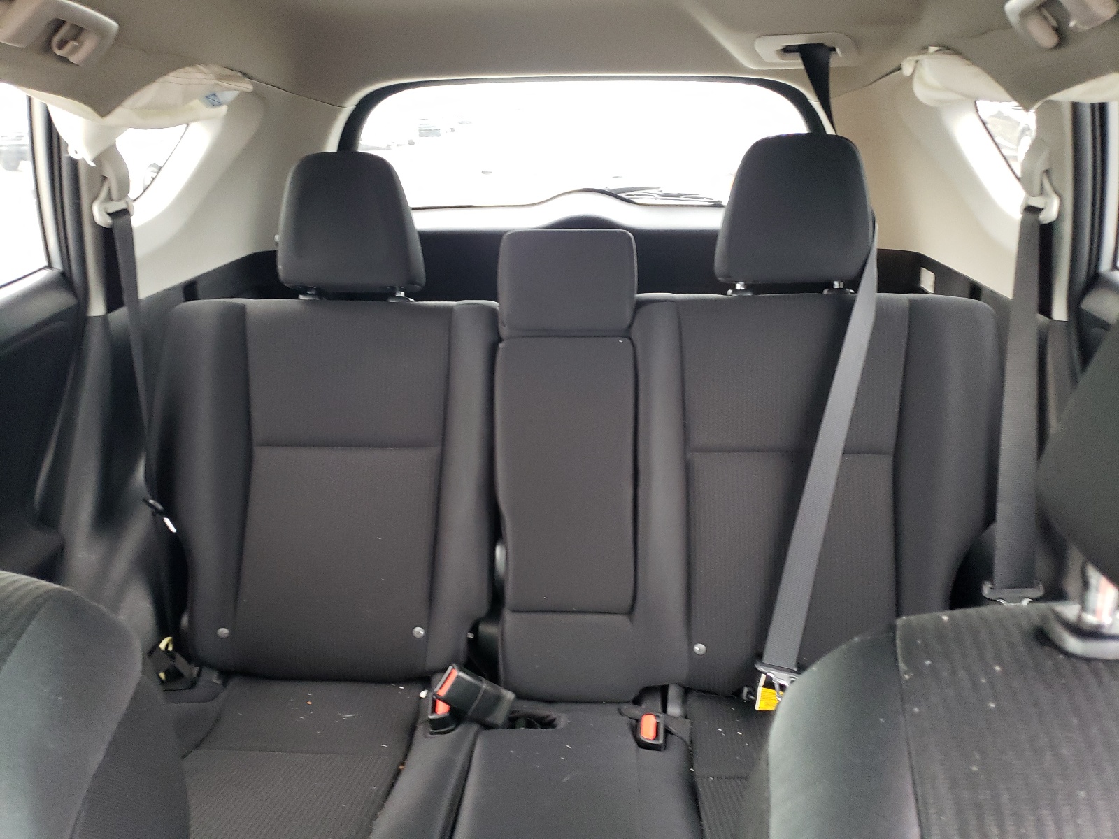 2T3BFREVXHW597424 2017 Toyota Rav4 Le