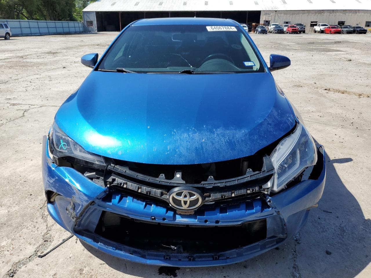 2016 Toyota Camry - Image 5