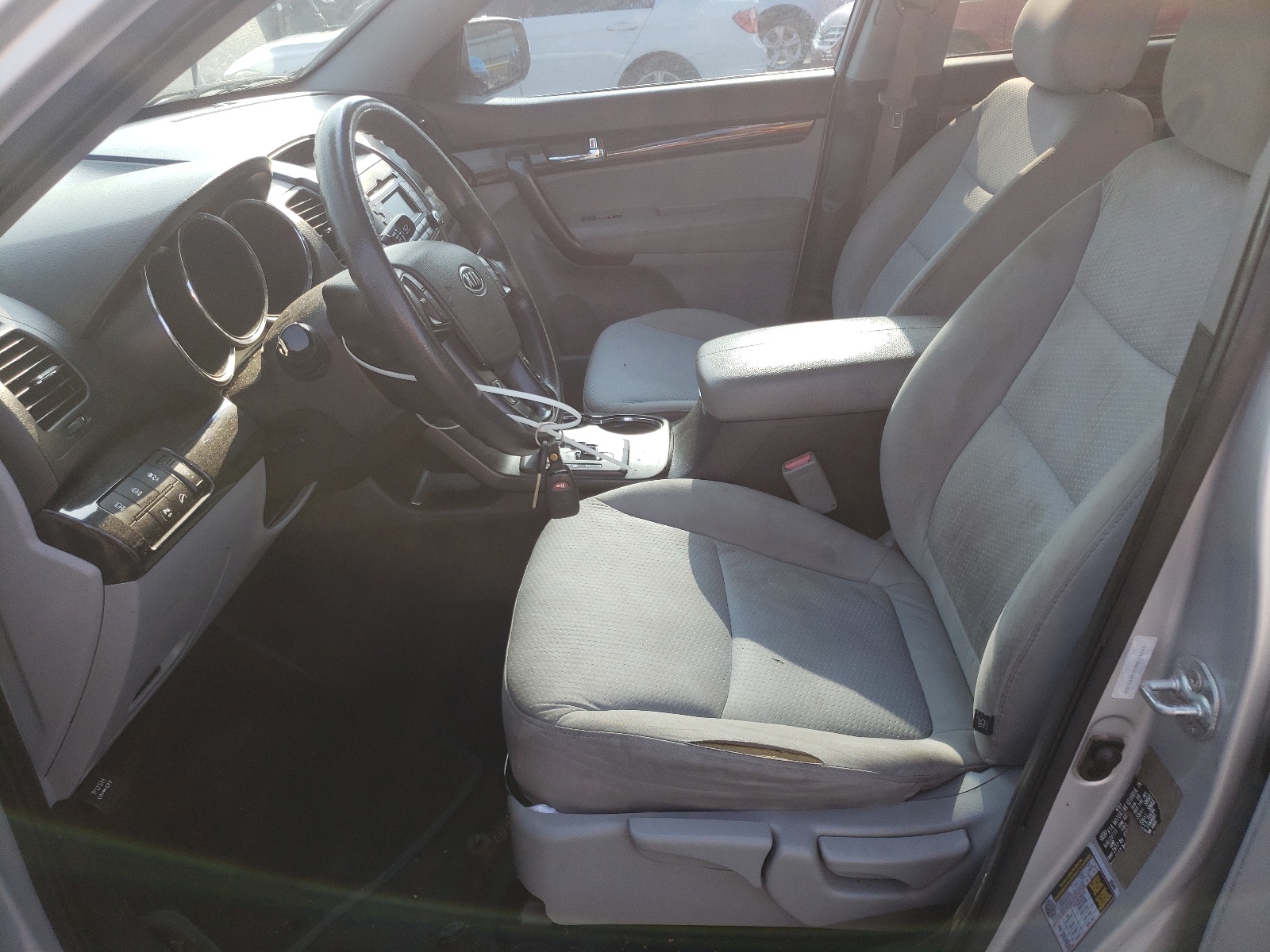 5XYKT3A65CG241054 2012 Kia Sorento Base