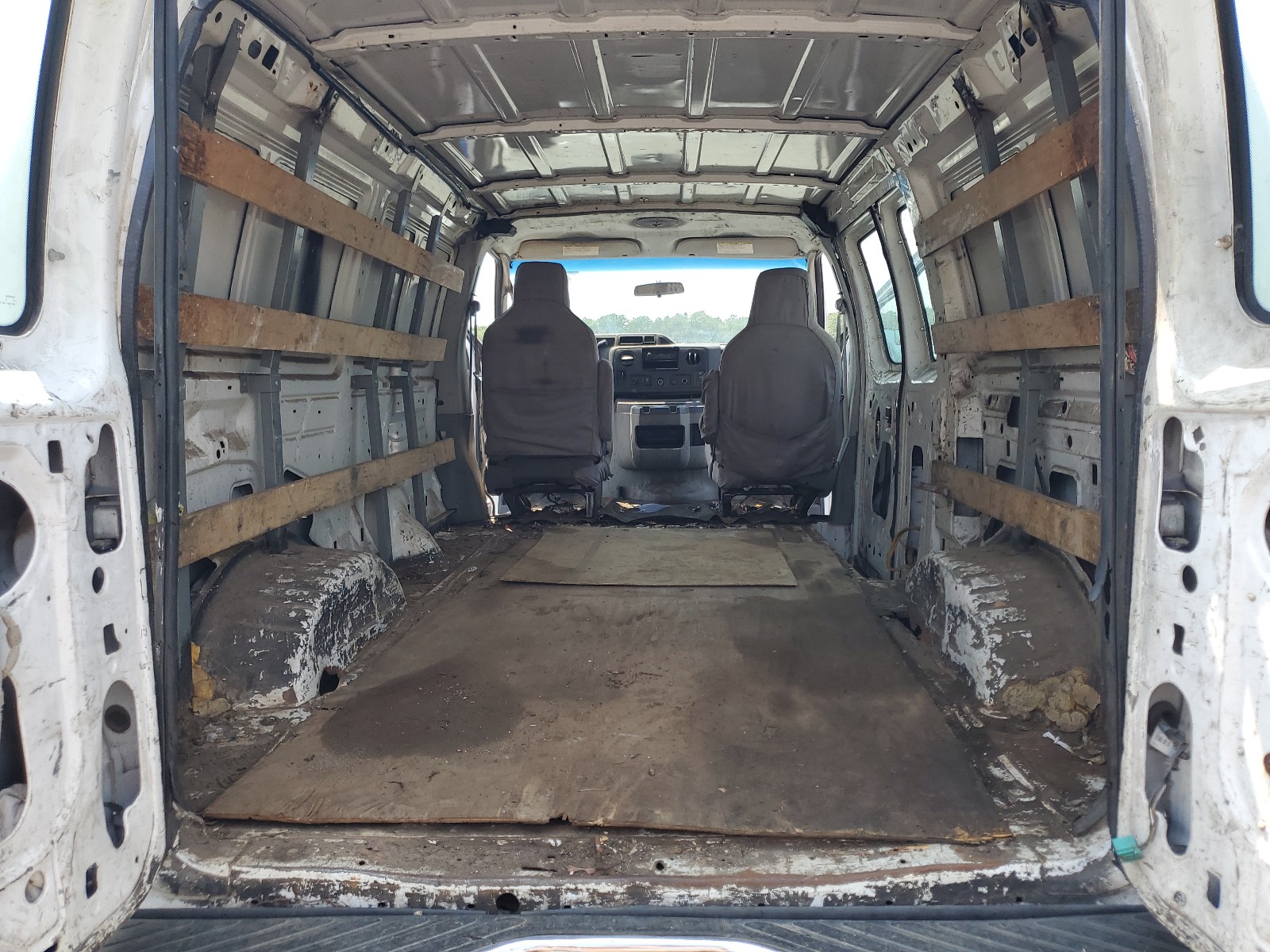 1FTNE2EW9CDB03012 2012 Ford Econoline E250 Van