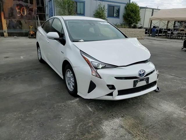 2018 Toyota Prius VIN: JTDKBRFUXJ3066587 Lot: 63401754