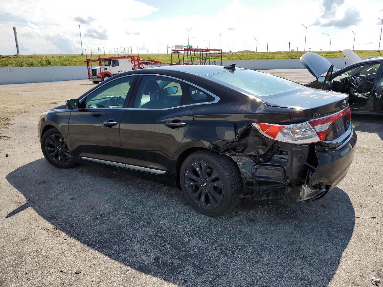 KMHFG4JG5DA240200 2013 Hyundai Azera