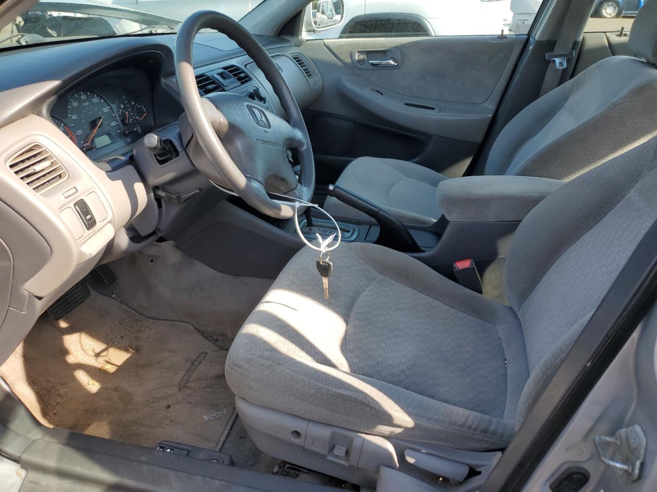 2001 Honda Accord Lx VIN: 1HGCG66531A142192 Lot: 62365884