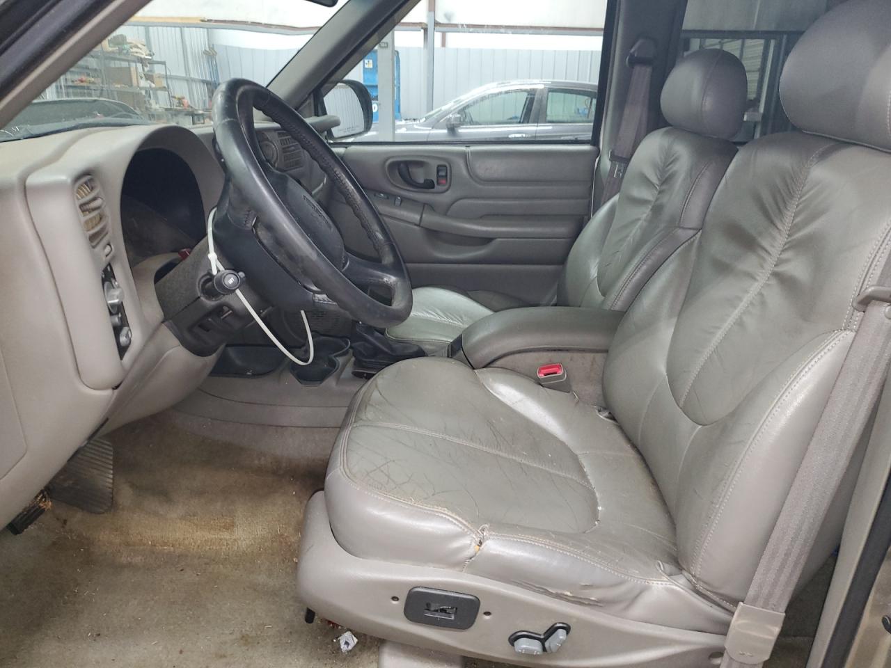 2000 GMC Jimmy / Envoy VIN: 1GKDT13W0Y2373137 Lot: 62107834