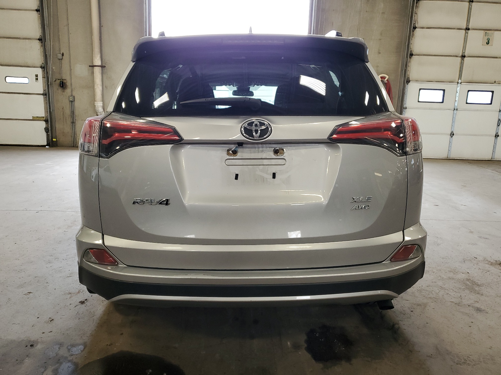 JTMRFREV1JJ237767 2018 Toyota Rav4 Adventure