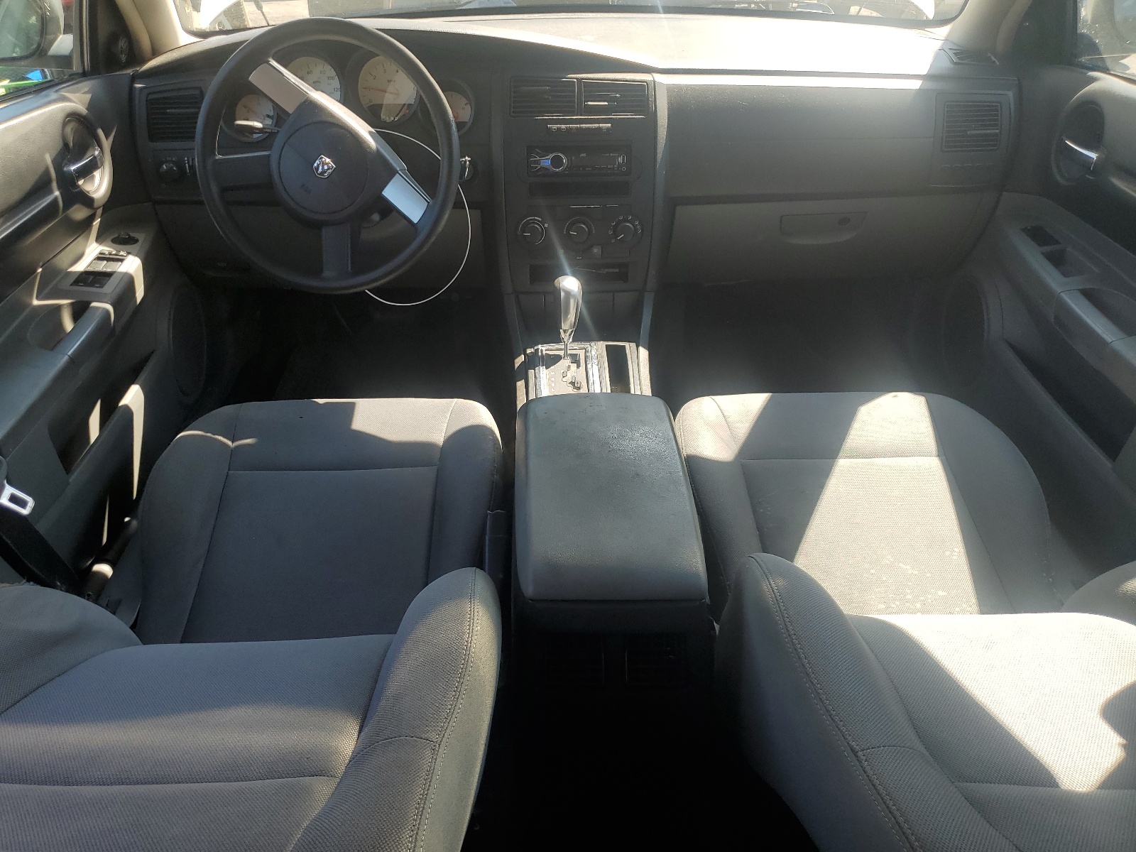 2D4FV48T55H693171 2005 Dodge Magnum Se