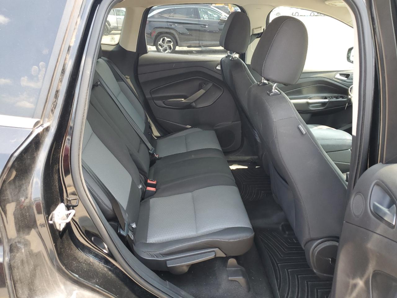 2017 Ford Escape Se VIN: 1FMCU9GD7HUC30682 Lot: 63254724