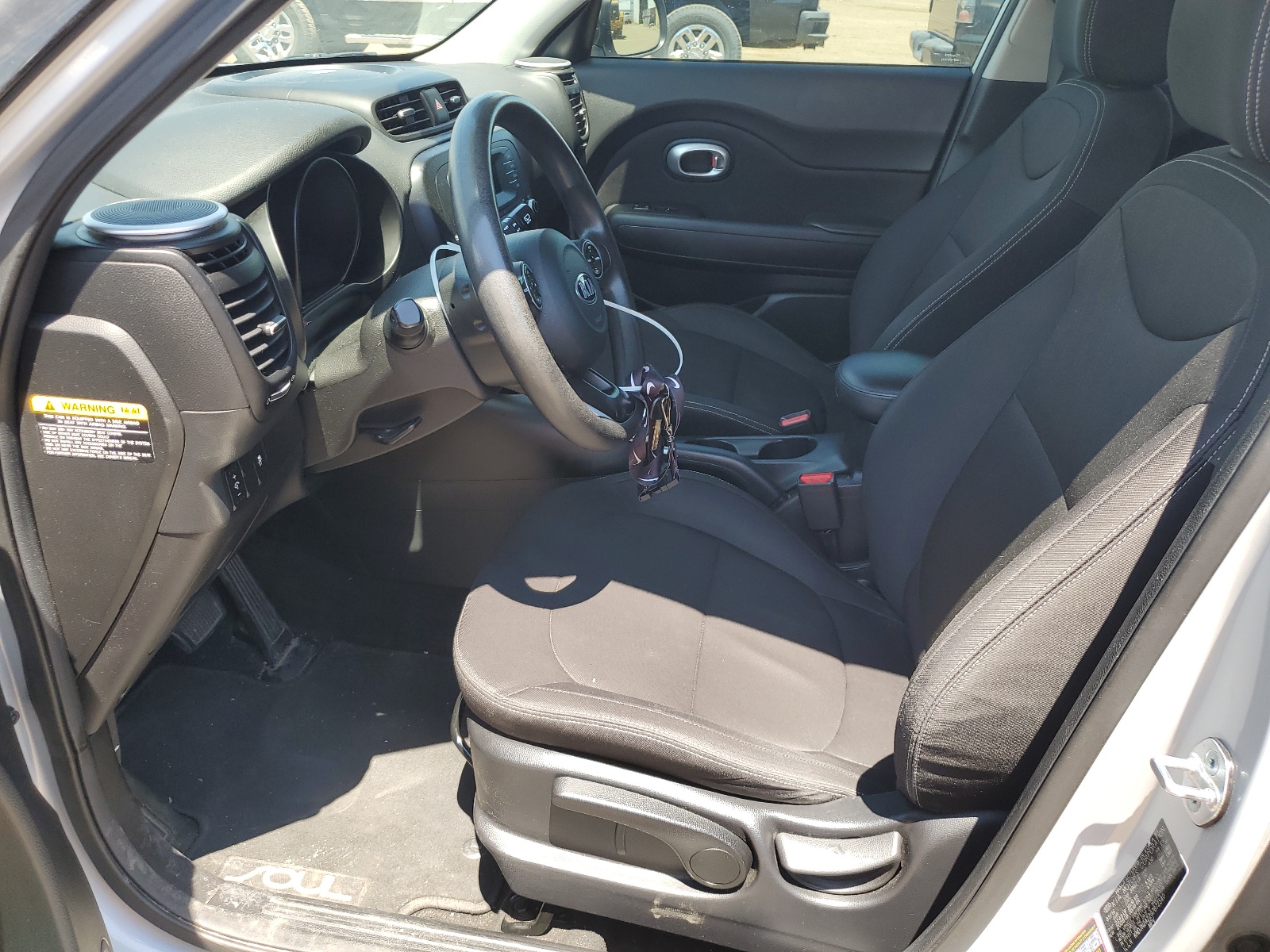 KNDJN2A22G7872540 2016 Kia Soul