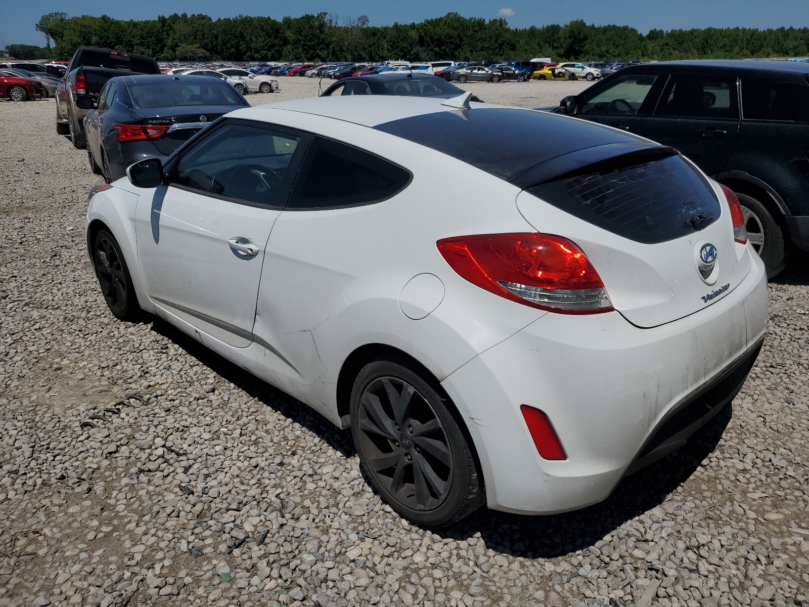 2016 Hyundai Veloster vin: KMHTC6AD4GU277760