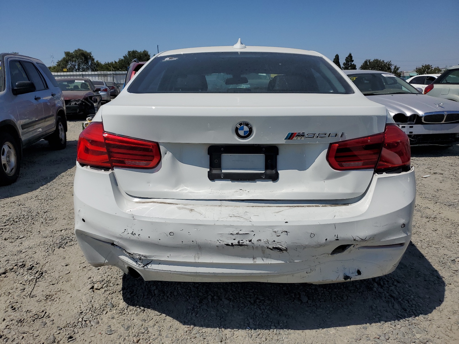 WBA8E1G5XGNT38348 2016 BMW 320 I