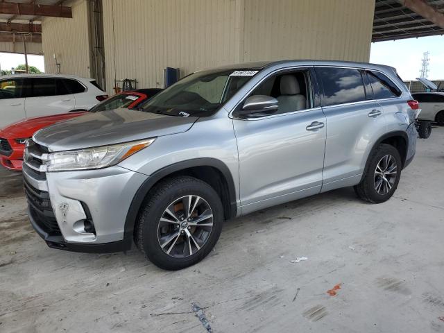 2018 Toyota Highlander Le