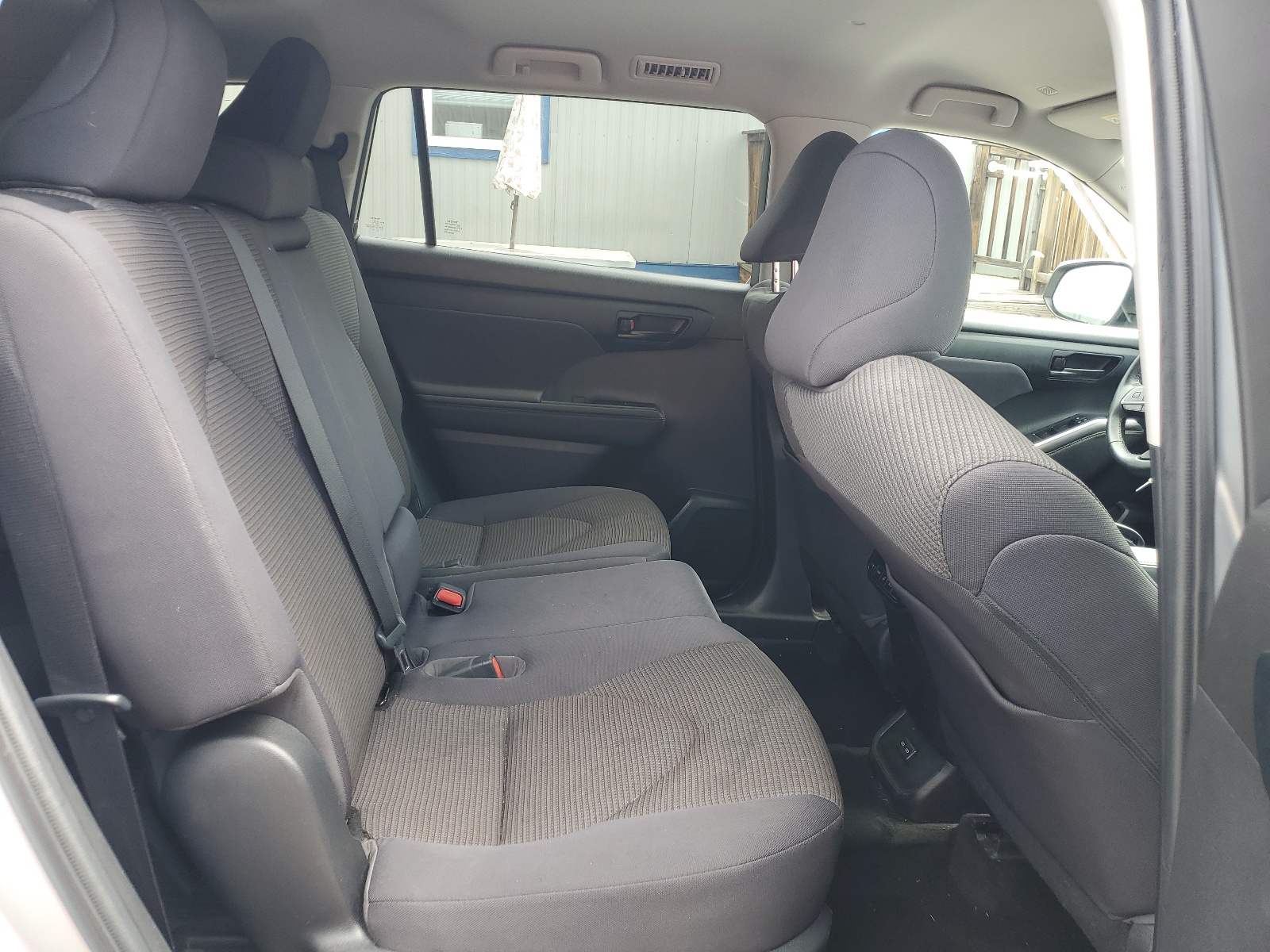 5TDBZRBH3NS594657 2022 Toyota Highlander L