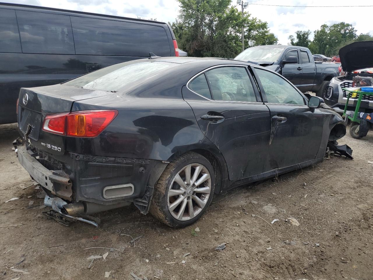 2010 Lexus IS - Image 3