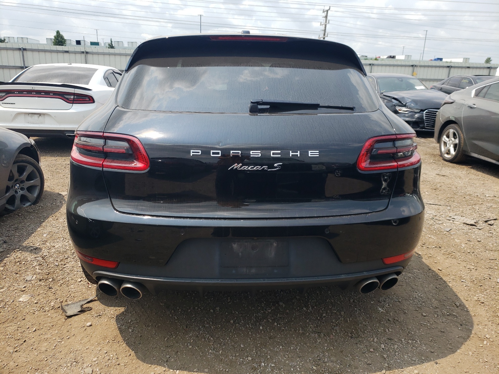 2015 Porsche Macan S vin: WP1AB2A52FLB52341