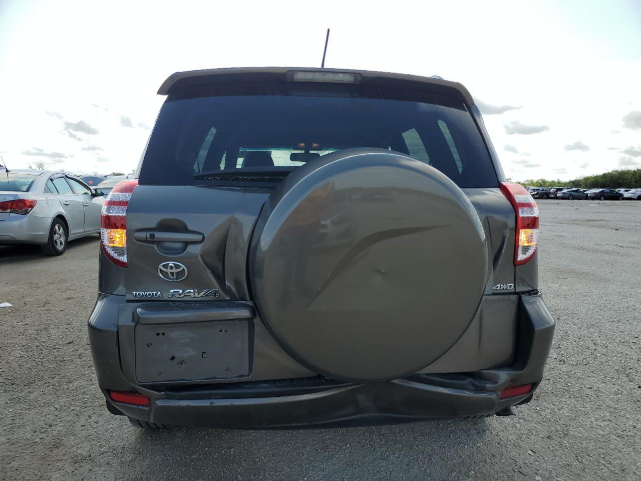 2009 Toyota Rav4 Limited VIN: JTMBK31V49D005867 Lot: 63714284