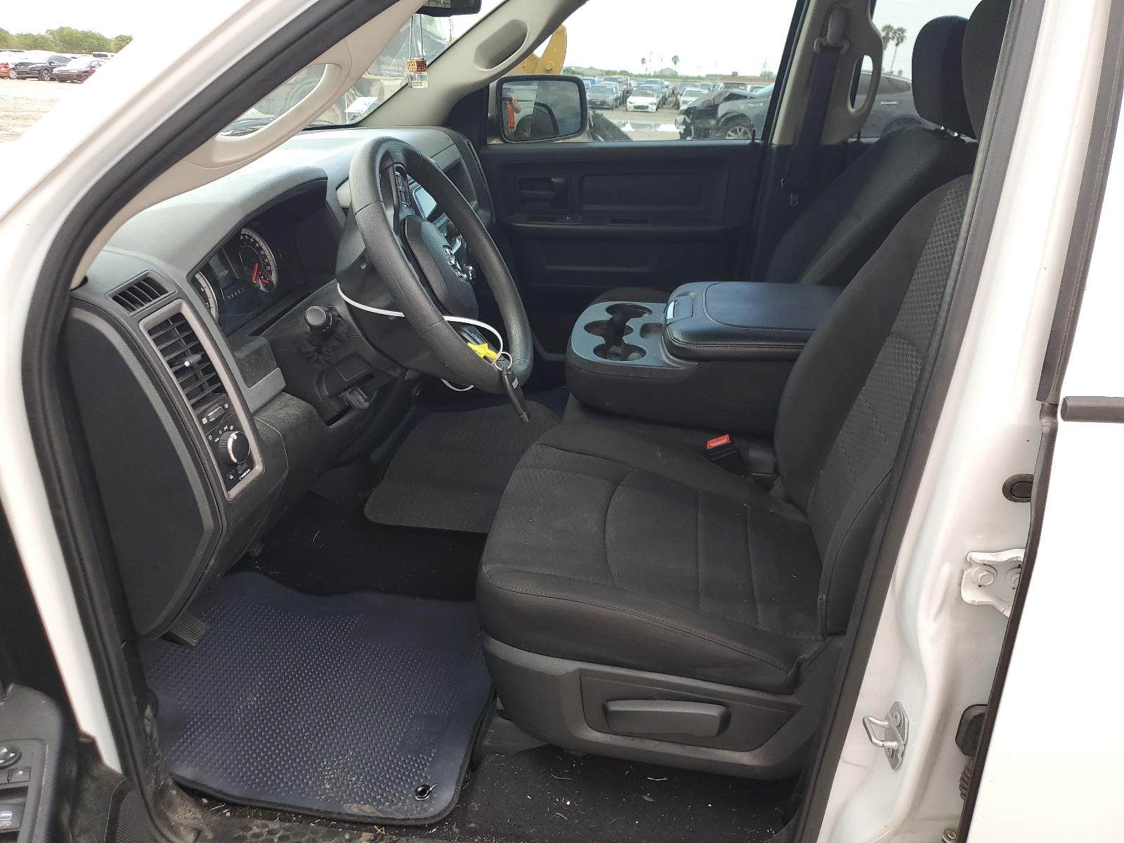 1C6RR6FG0LS138626 2020 Ram 1500 Classic Tradesman