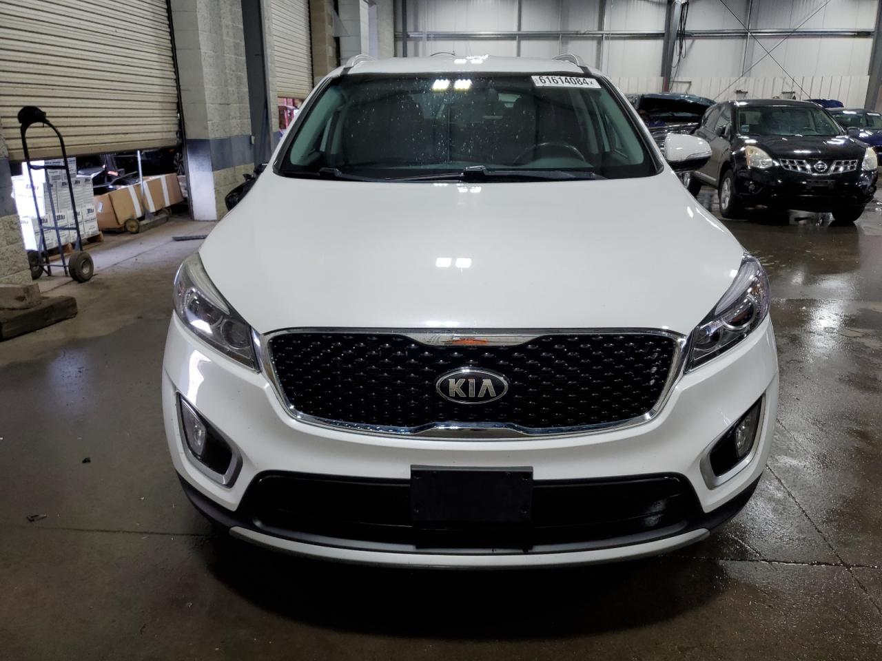 2016 Kia Sorento - Image 5