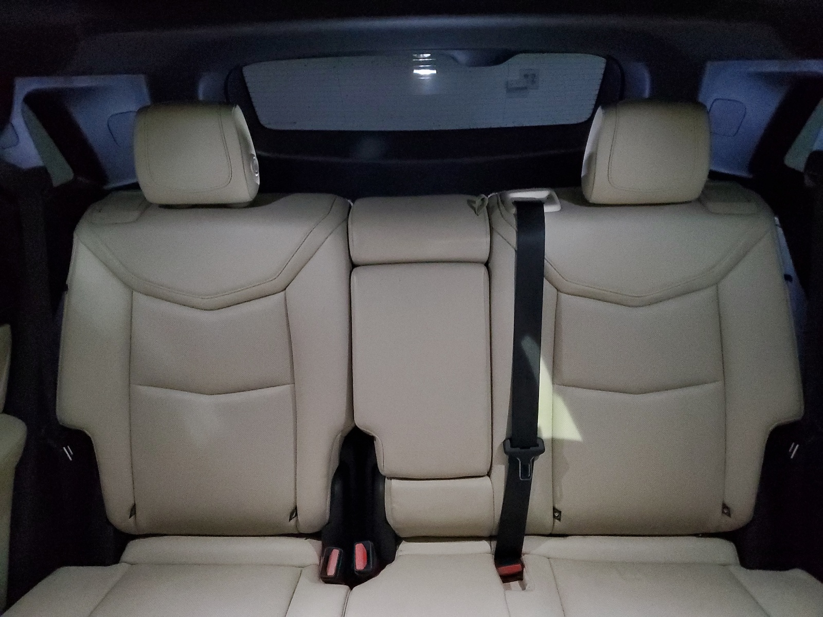 1GYKNERS4JZ230823 2018 Cadillac Xt5 Premium Luxury