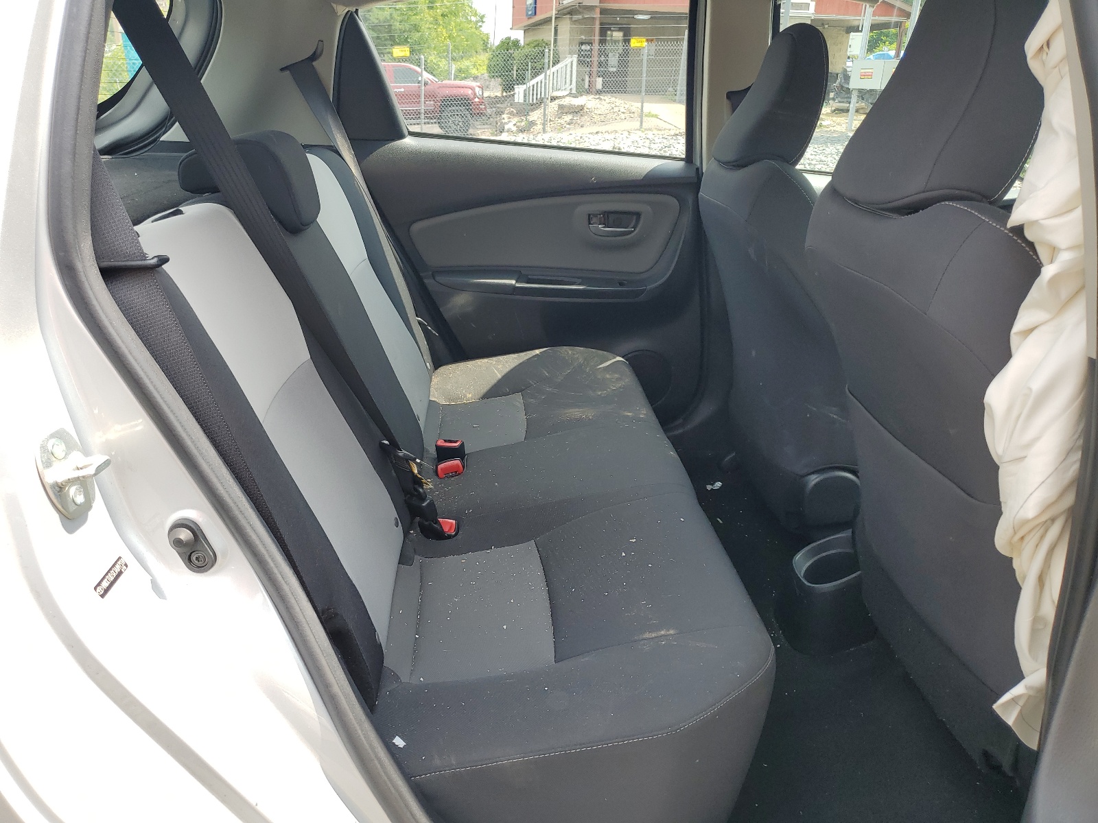 VNKKTUD3XJA097559 2018 Toyota Yaris L