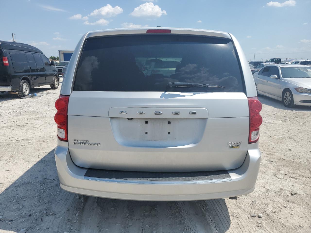 2011 Dodge Grand Caravan Crew VIN: 2D4RN5DG0BR660211 Lot: 62886534