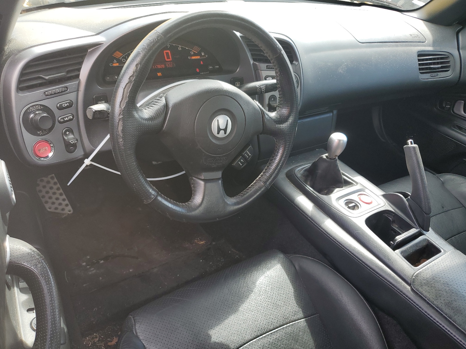 JHMAP11422T003019 2002 Honda S2000