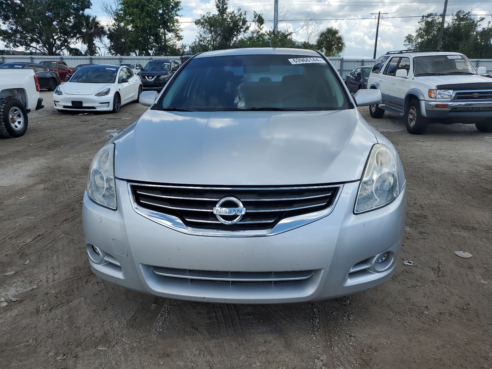 2012 Nissan Altima Base vin: 1N4AL2AP2CC204584