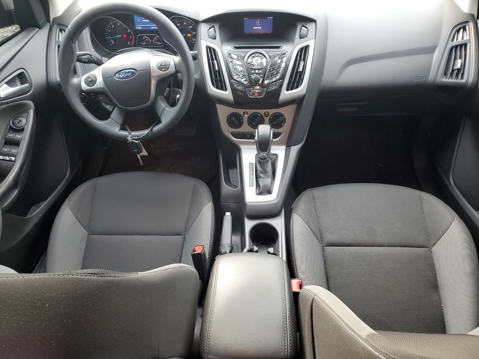 2014 Ford Focus Se vin: 1FADP3F28EL396830