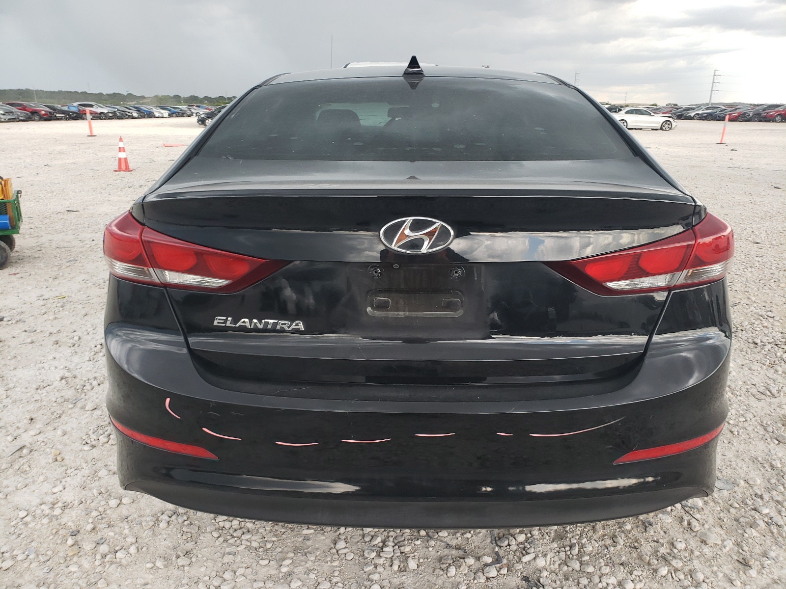5NPD84LF3HH017861 2017 Hyundai Elantra Se