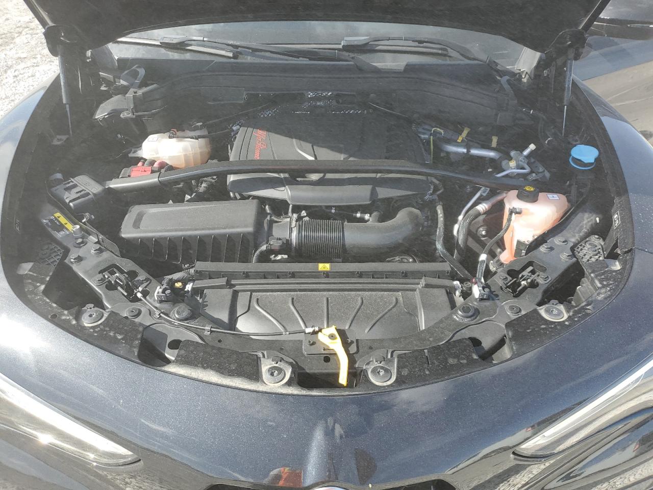 2022 Alfa Romeo Stelvio Ti VIN: ZASPAKBNXN7D50161 Lot: 63271454