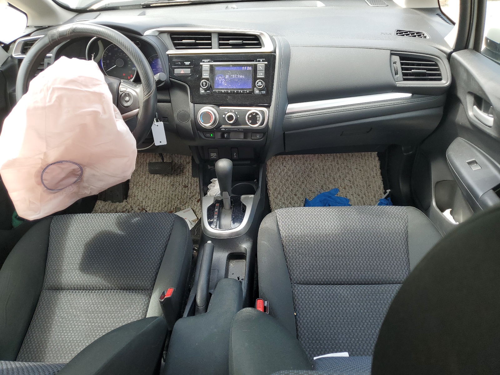 3HGGK5H46KM748458 2019 Honda Fit Lx