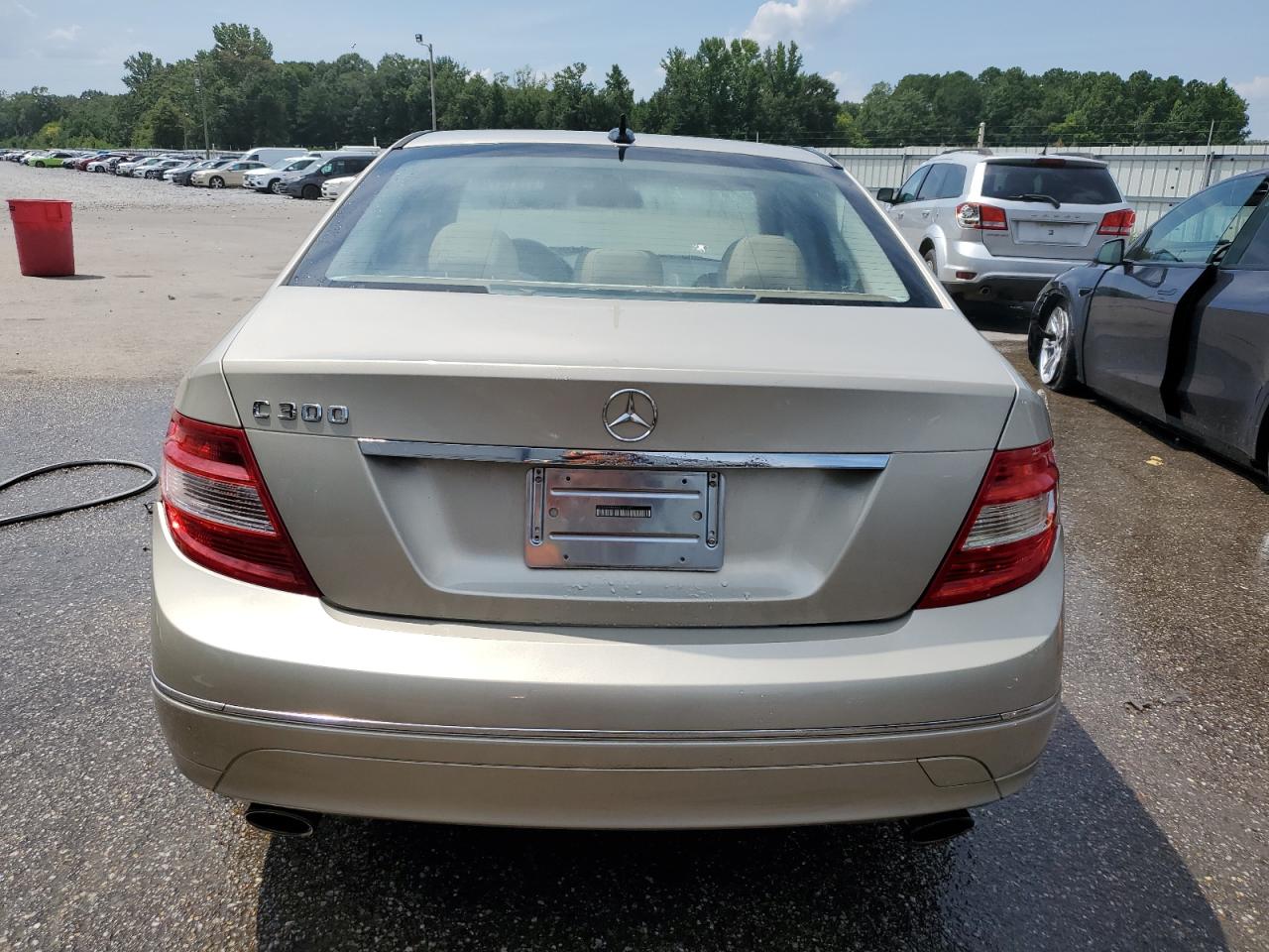 2011 Mercedes-Benz C 300 VIN: WDDGF5EB6BR161817 Lot: 65610114