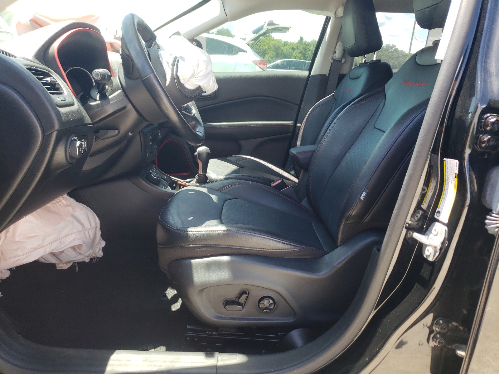 3C4NJDDB9LT160195 2020 Jeep Compass Trailhawk