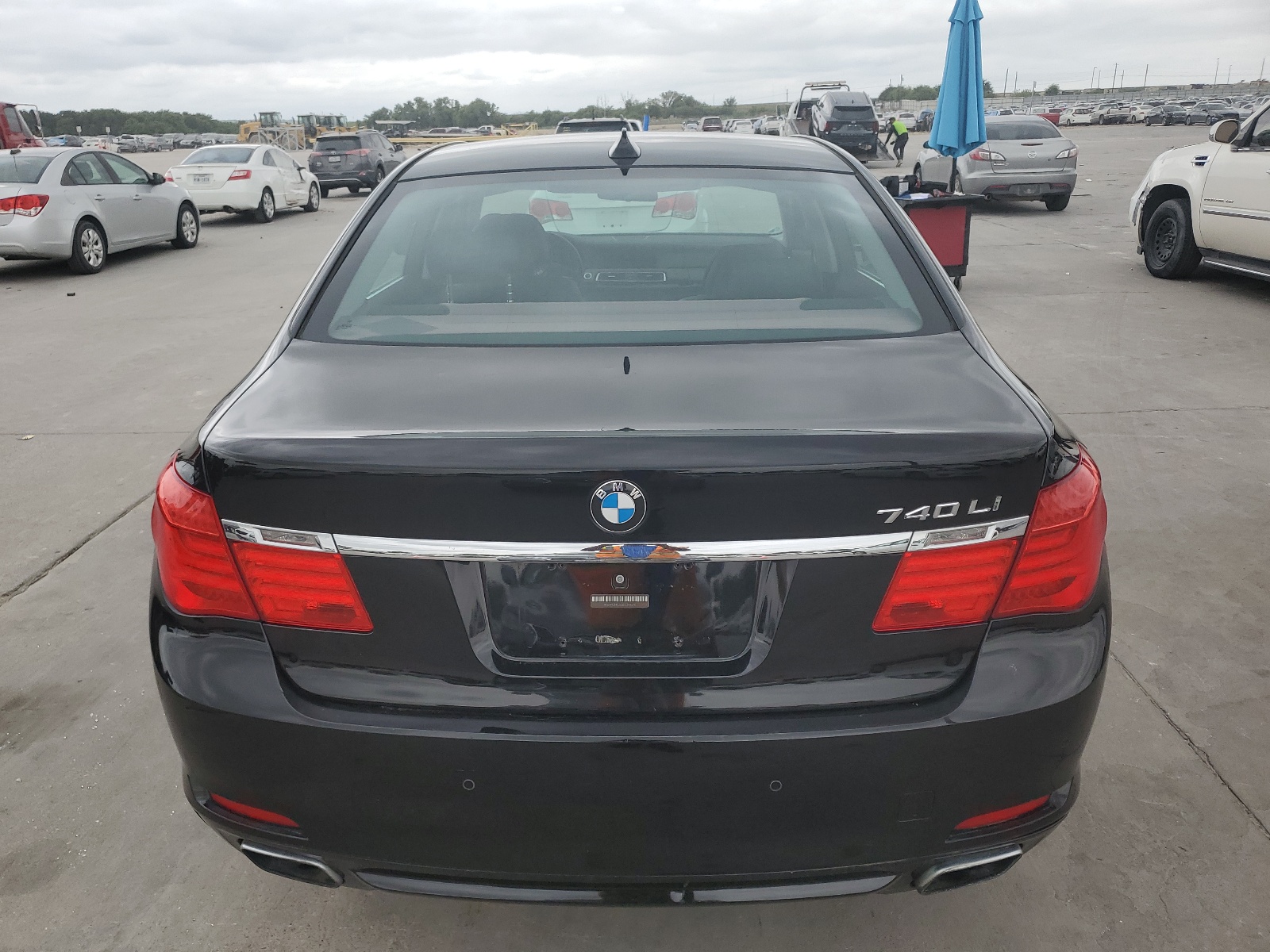 WBAKB4C53BC392570 2011 BMW 740 Li