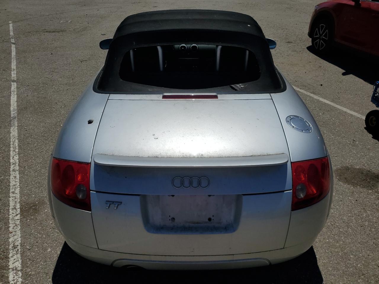 TRUTC28NX31004027 2003 Audi Tt