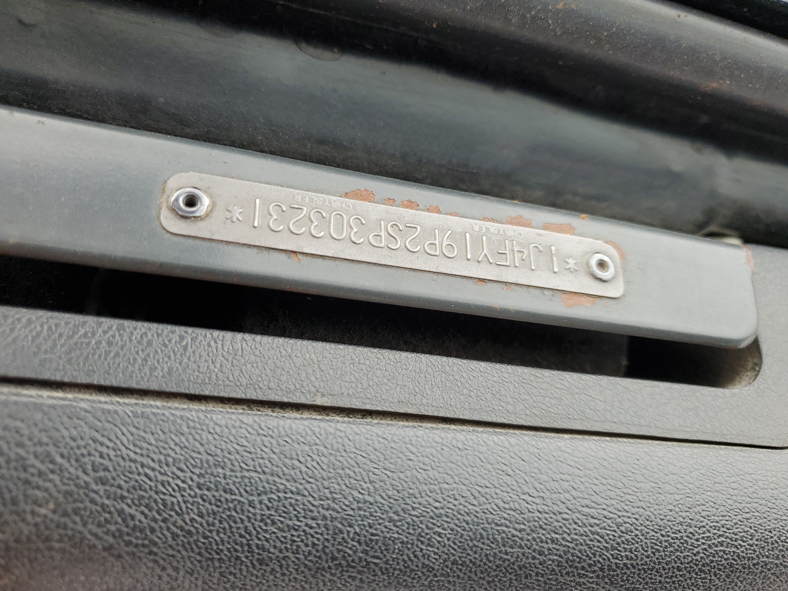 1J4FY19P2SP303231 1995 Jeep Wrangler / Yj S