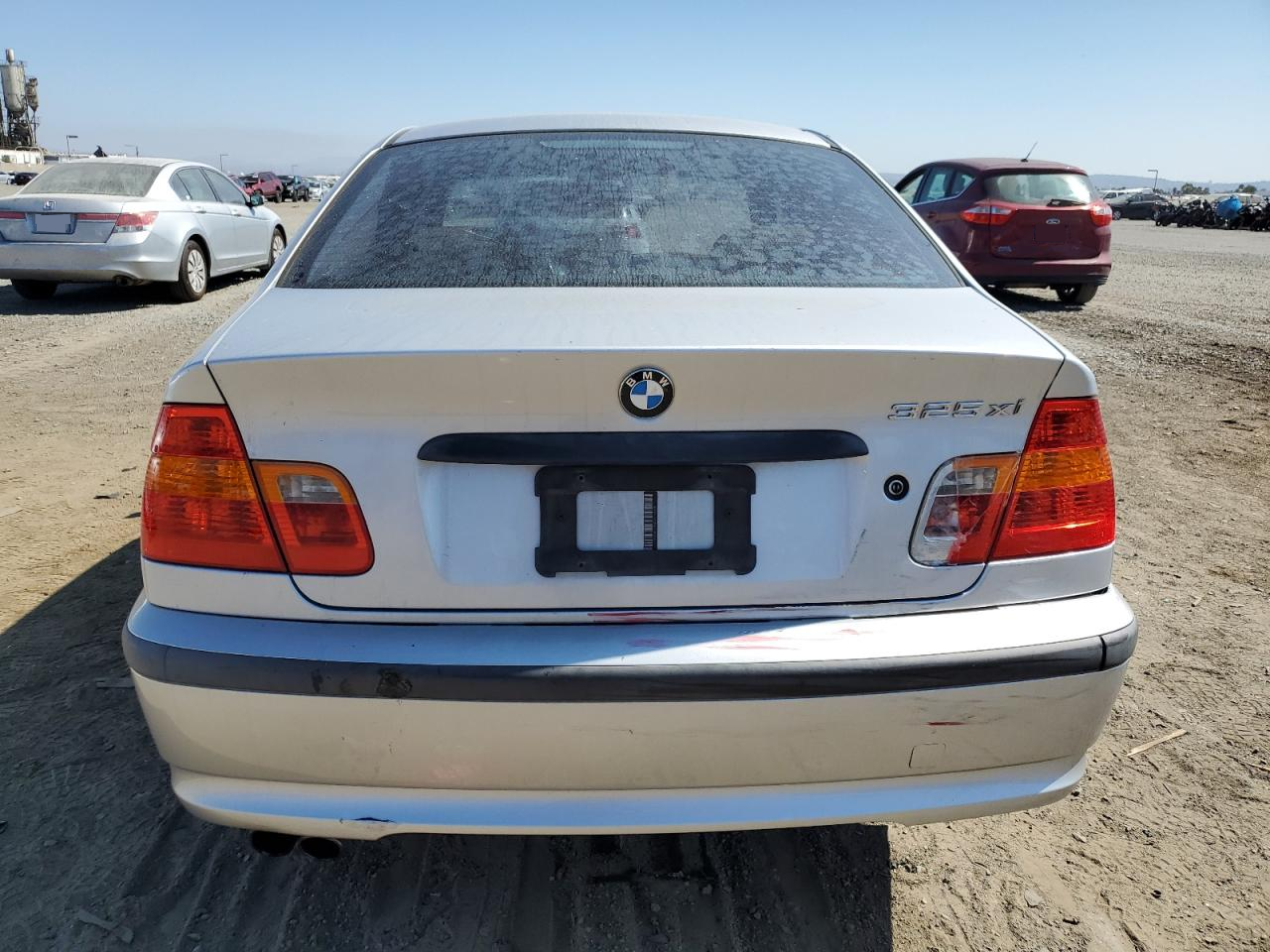 WBAEU33402PF66938 2002 BMW 325 Xi