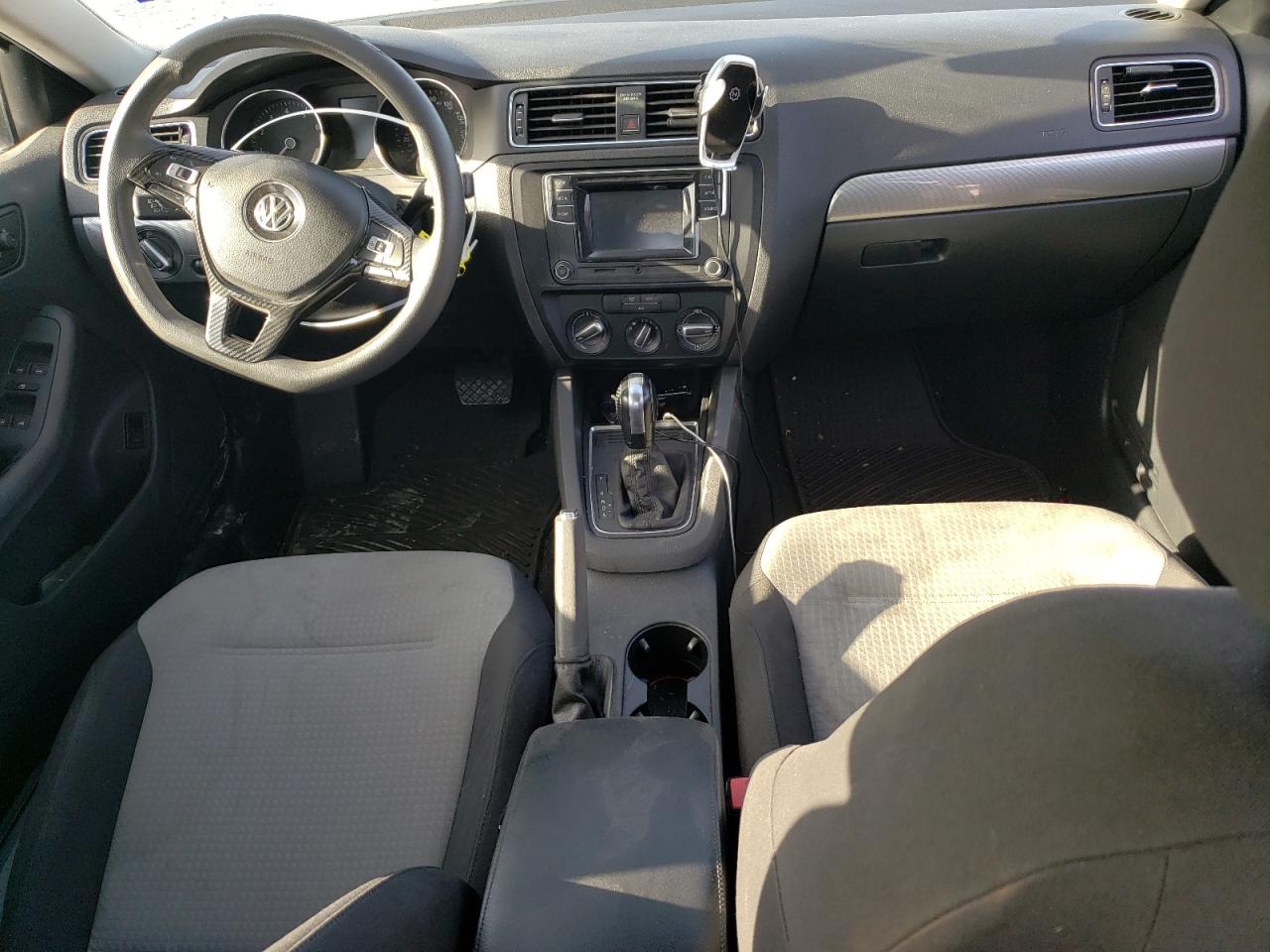 2017 Volkswagen Jetta S VIN: 3VW2B7AJ7HM205565 Lot: 61470554