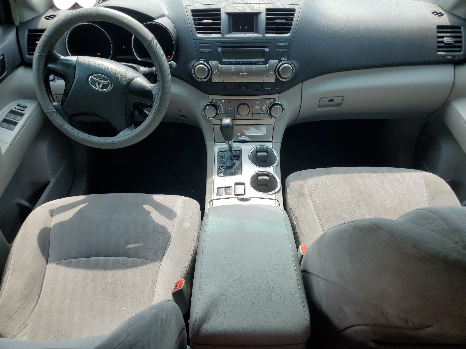 5TDZK3EH6CS067849 2012 Toyota Highlander Base