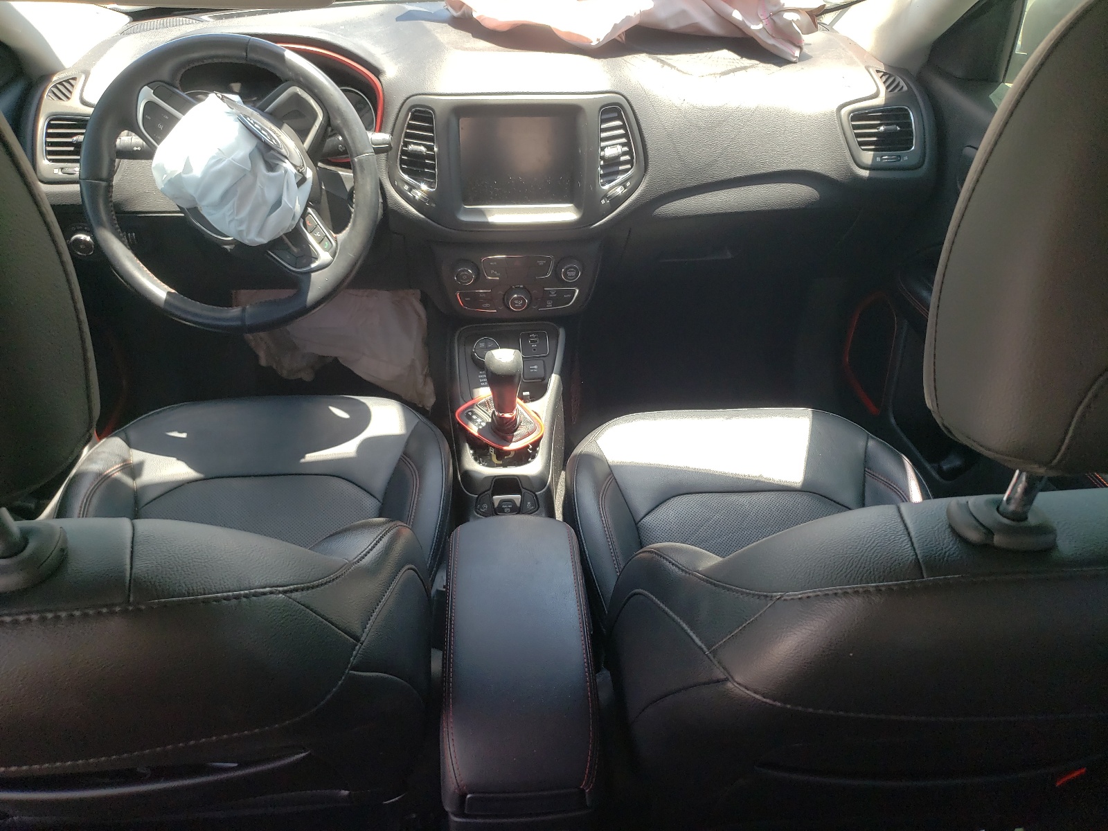 3C4NJDDB9LT160195 2020 Jeep Compass Trailhawk