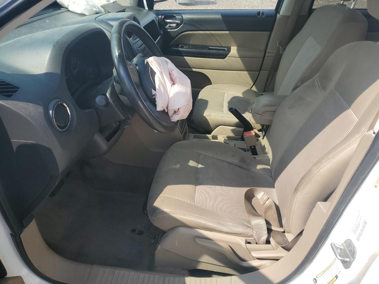 2012 Jeep Compass Latitude VIN: 1C4NJDEB0CD604889 Lot: 62052734