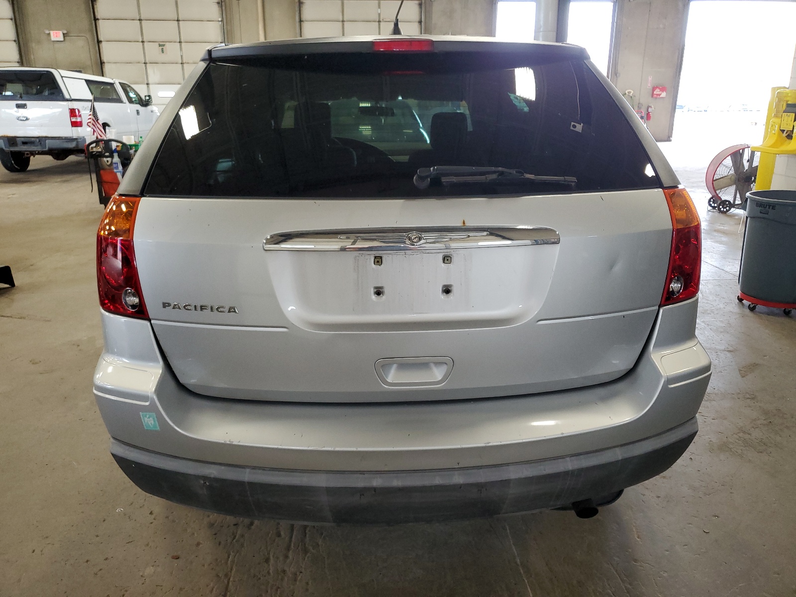 2A8GM48LX8R144724 2008 Chrysler Pacifica Lx