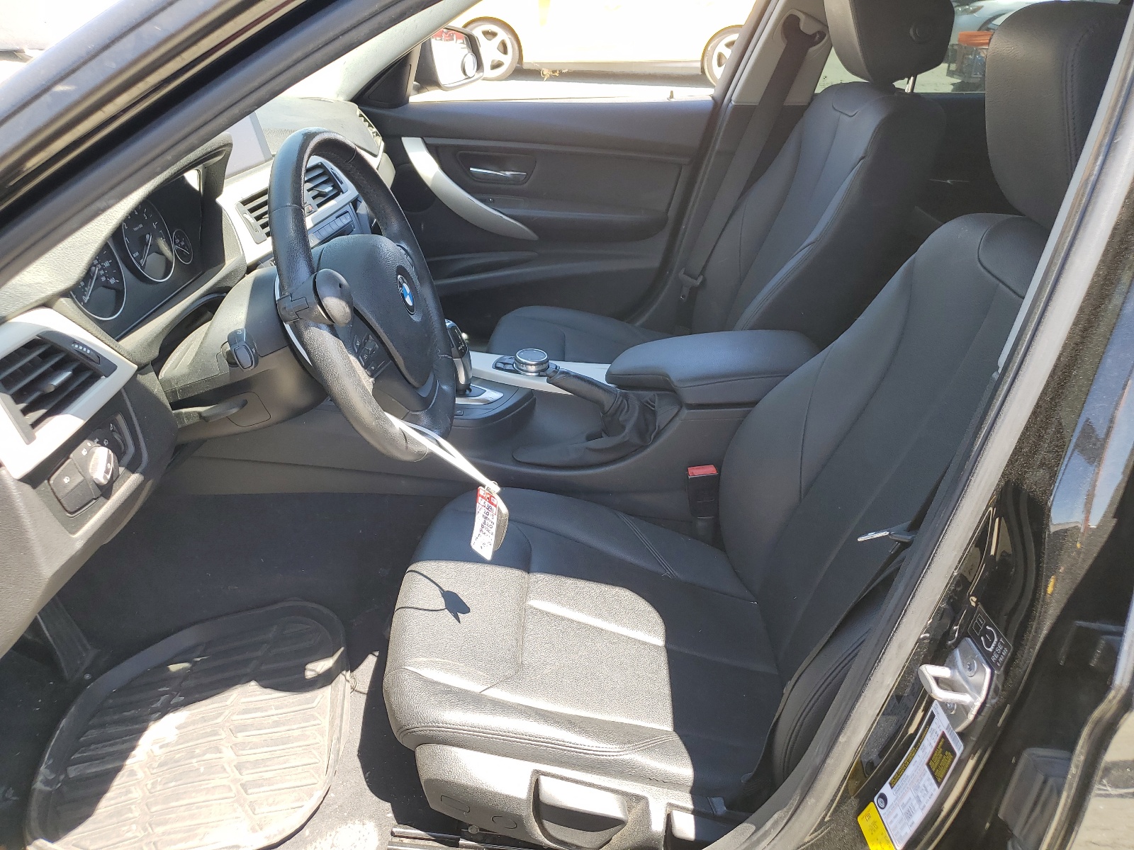 WBA3B1G58FNT04460 2015 BMW 320 I