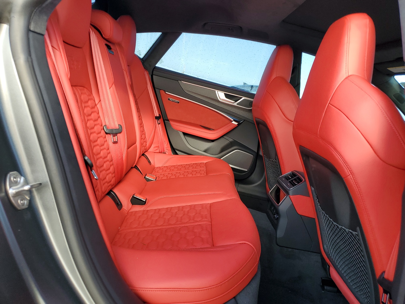 WUAPDBF24RN904797 2024 Audi Rs7