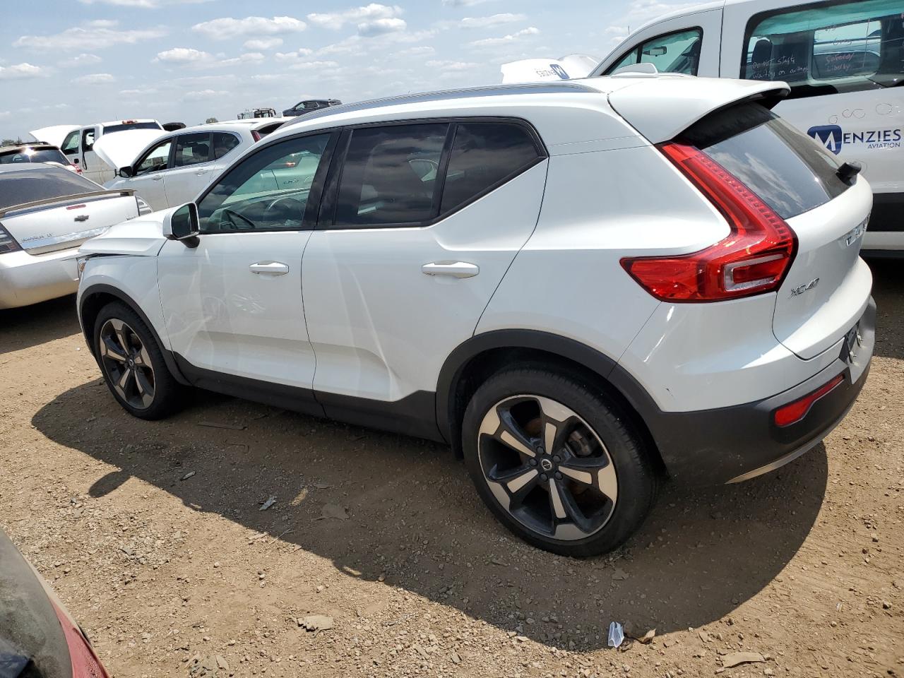 2020 Volvo Xc40 T5 Momentum VIN: YV4162UK1L2275215 Lot: 63594304