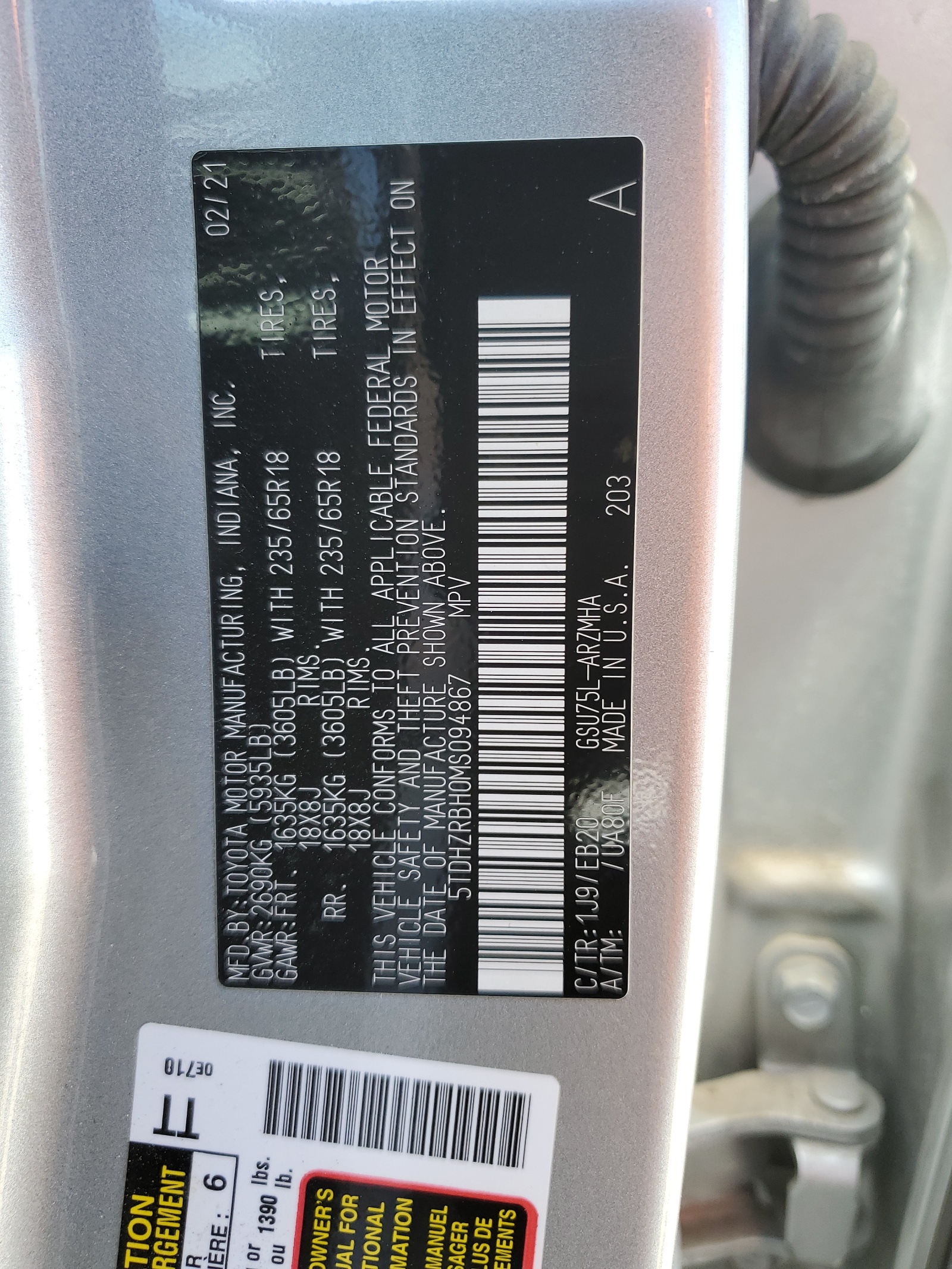 5TDHZRBH0MS094867 2021 Toyota Highlander Xle