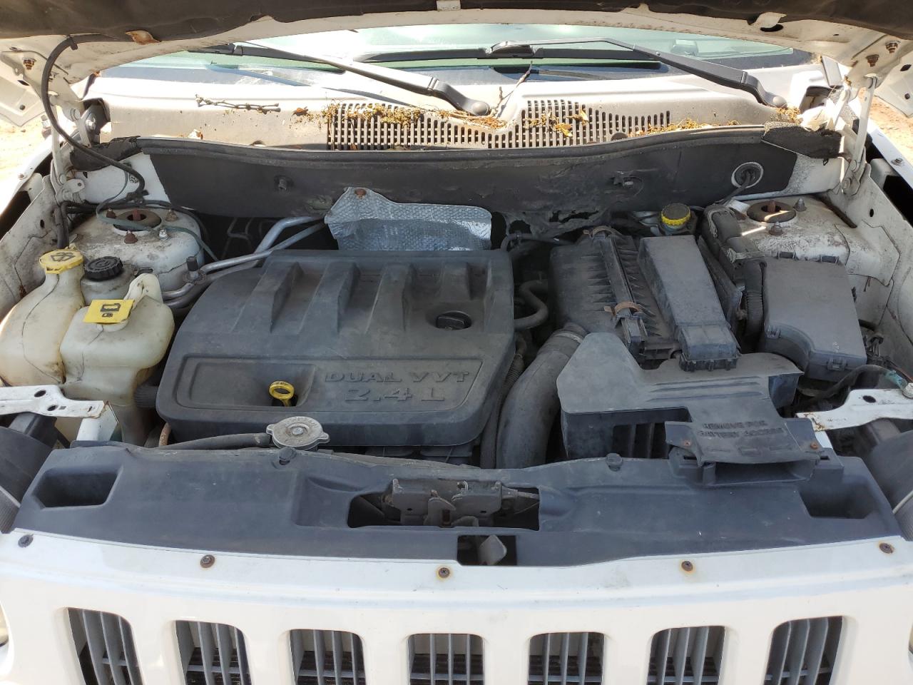 2009 Jeep Compass Sport VIN: 1J4FF47B99D102114 Lot: 63166624